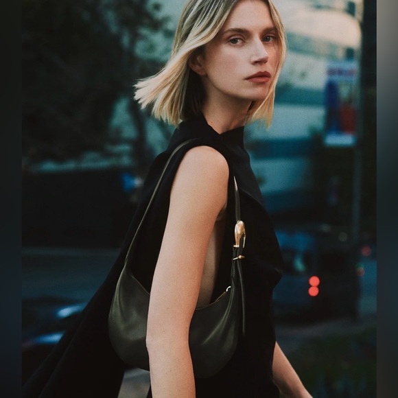 Cuyana Mini Celestia Bag - Picture 11 of 12